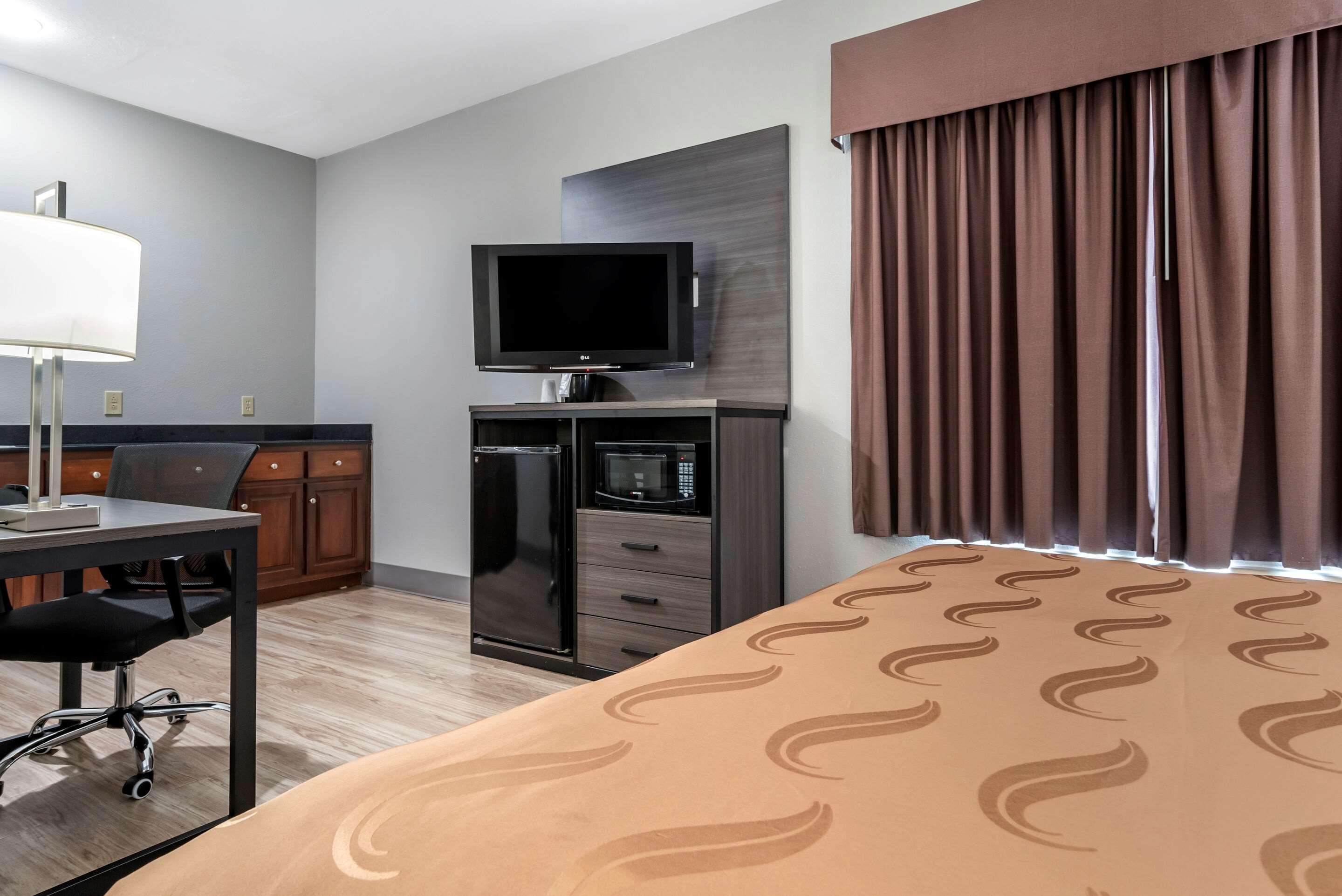 Quality Inn & Suites Demopolis Zewnętrze zdjęcie
