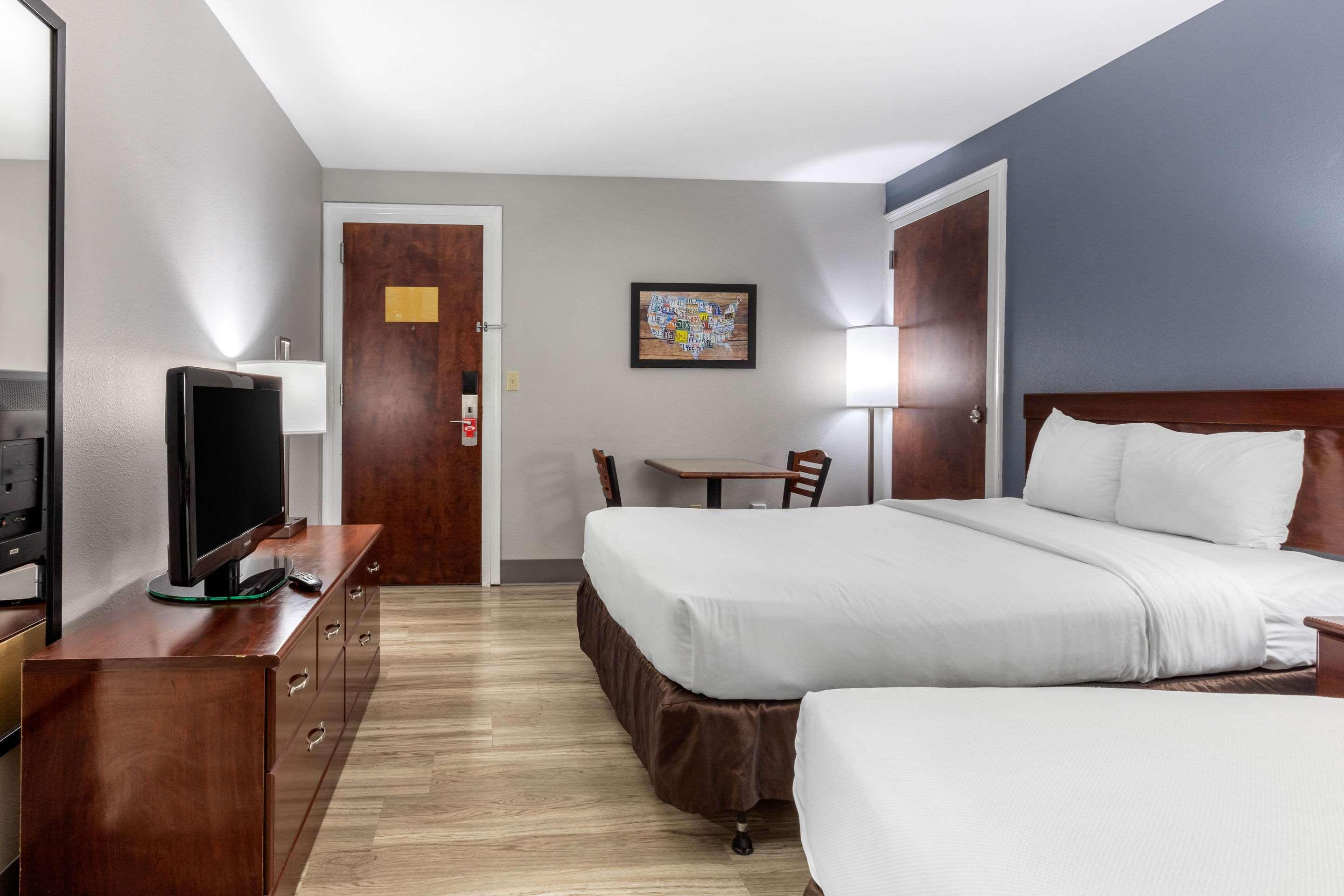 Quality Inn & Suites Demopolis Zewnętrze zdjęcie