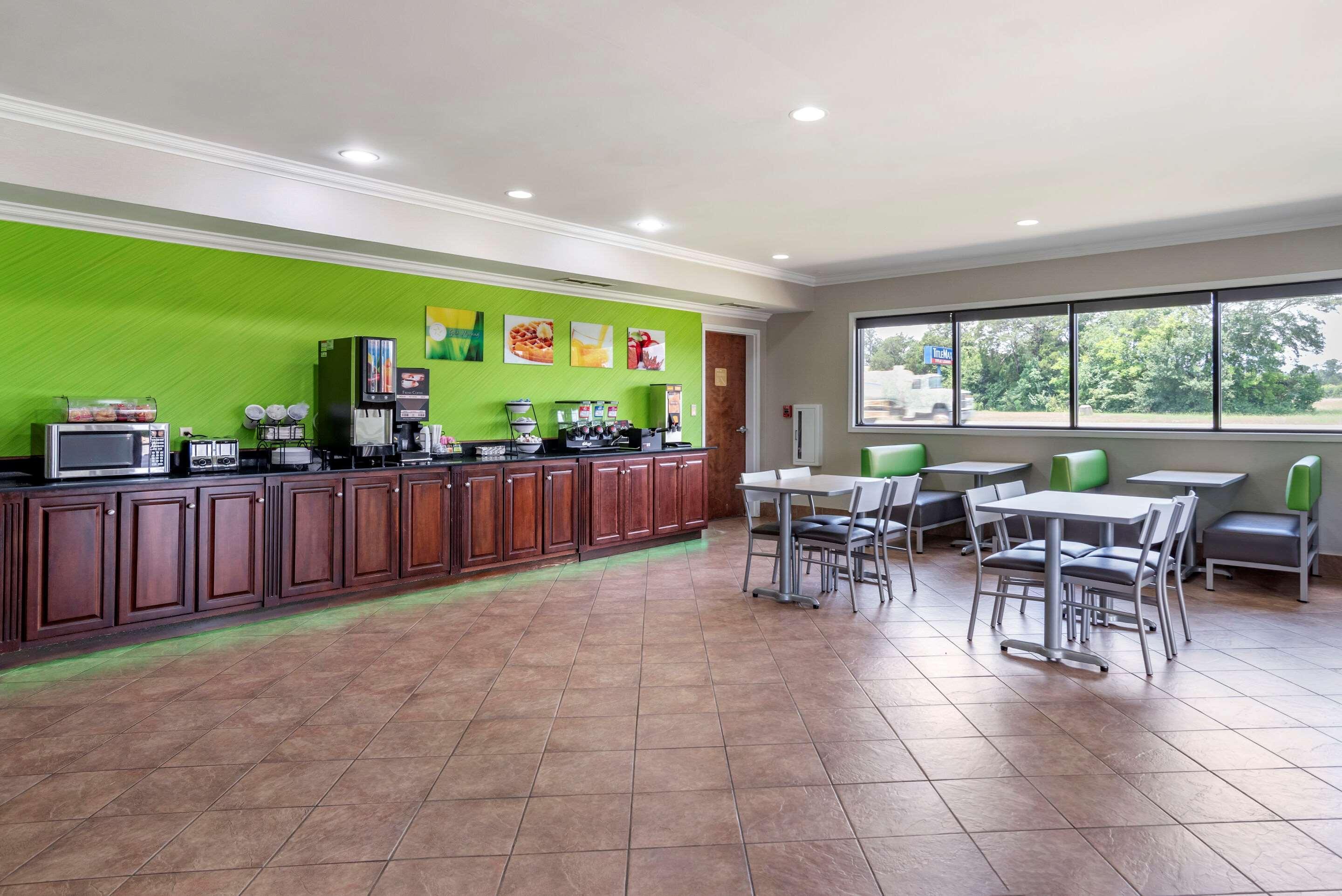 Quality Inn & Suites Demopolis Zewnętrze zdjęcie