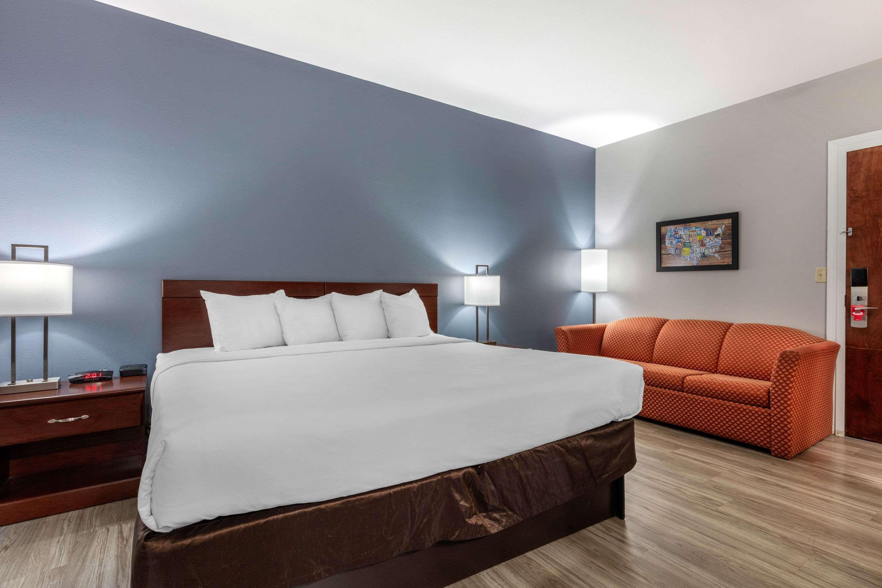 Quality Inn & Suites Demopolis Zewnętrze zdjęcie
